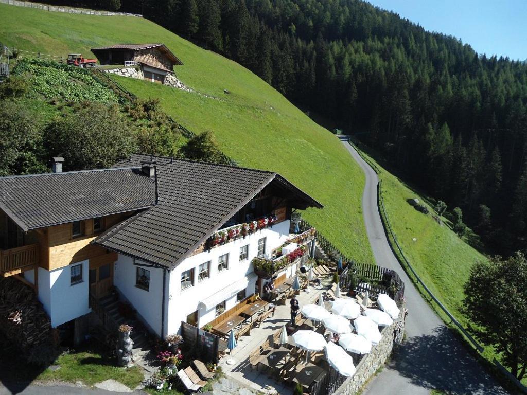 Gasthaus Oberkirn Schenna Zewnętrze zdjęcie