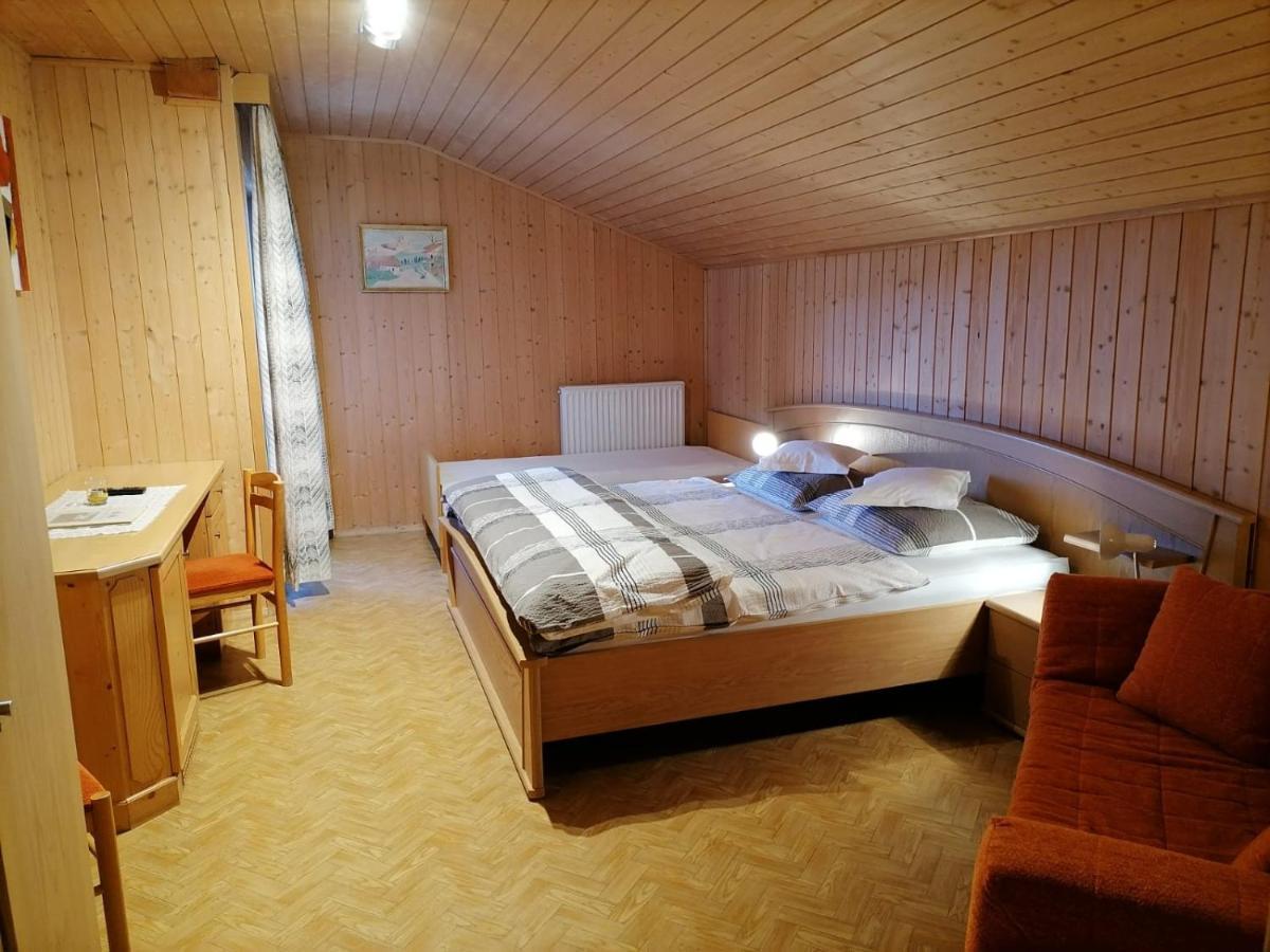 Gasthaus Oberkirn Schenna Zewnętrze zdjęcie